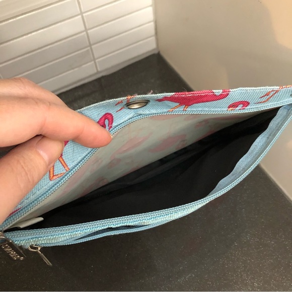 😎Staples flamingo 3 ring pencil case - Picture 5 of 8